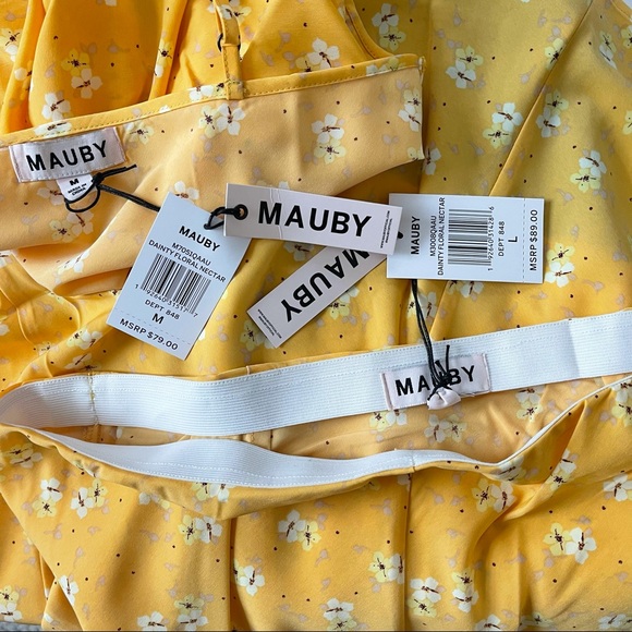 # Cute Matching Satin Top & Side Slit Skirt Set By MAUBY - Picture 11 of 15